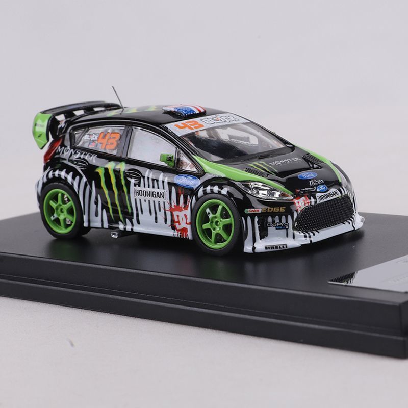 DCM 1/64 Ford Fiesta ST & Focu - Building Blocks ulasan dan harga